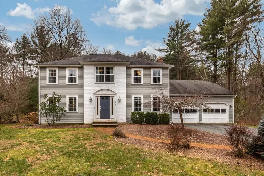 48 Briarcliff Lane, Holliston, MA 01746