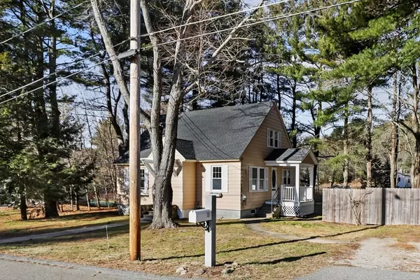 Templeton, MA 01436,11 Oak St