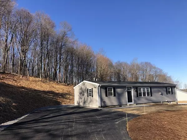 1 Feltonville Rd, Hudson, MA 01749