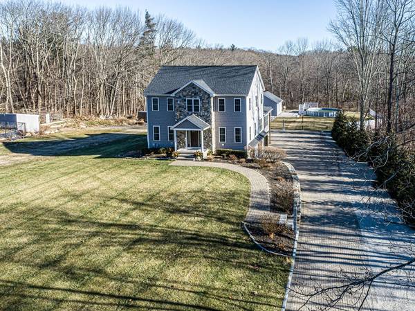 364 Chestnut Hill Rd, Millville, MA 01529