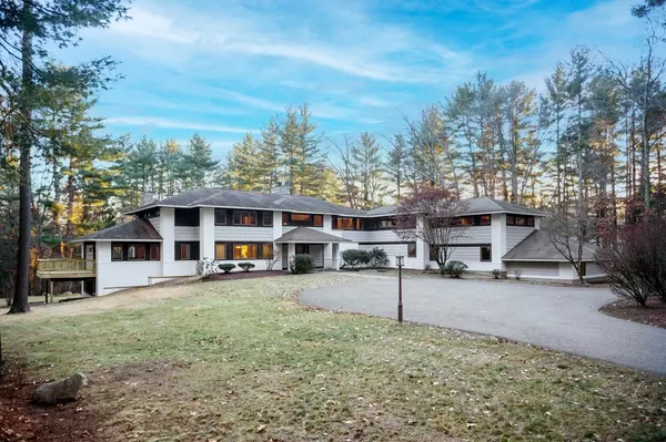 31 Newbridge Road, Sudbury, MA 01776