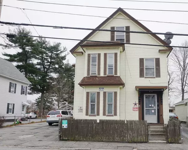 26 Manchester St, Lowell, MA 01852