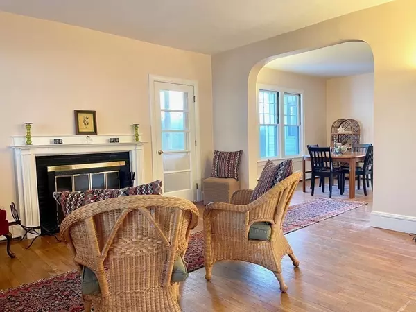 Concord, MA 01742,252 Lexington Rd