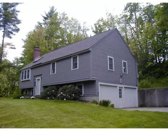 697 Lancaster Ave, Lunenburg, MA 01462