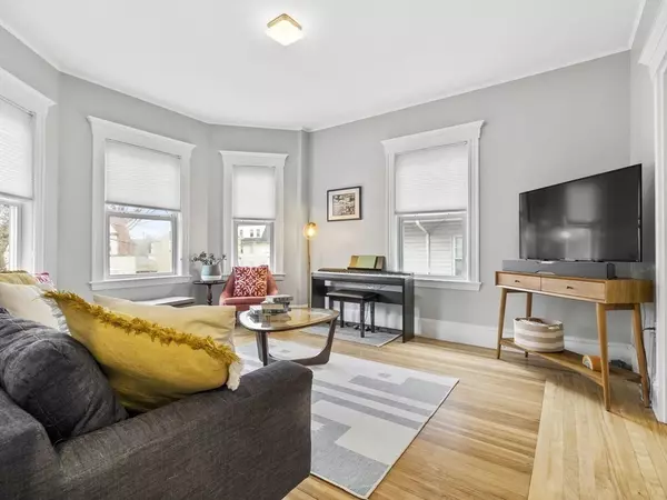 Boston, MA 02131,36 Walter Street #2