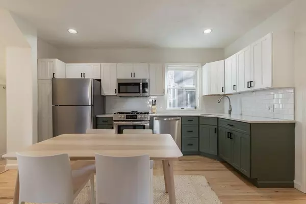 12 Francis St #1, Somerville, MA 02143