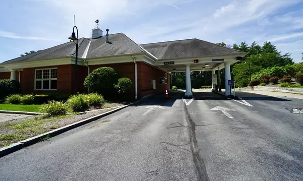 Middleboro, MA 02346,68 East Grove Street