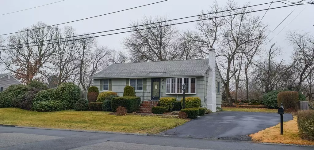 Lowell, MA 01854,39 Coburn Dr