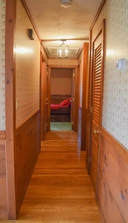 Lowell, MA 01854,39 Coburn Dr