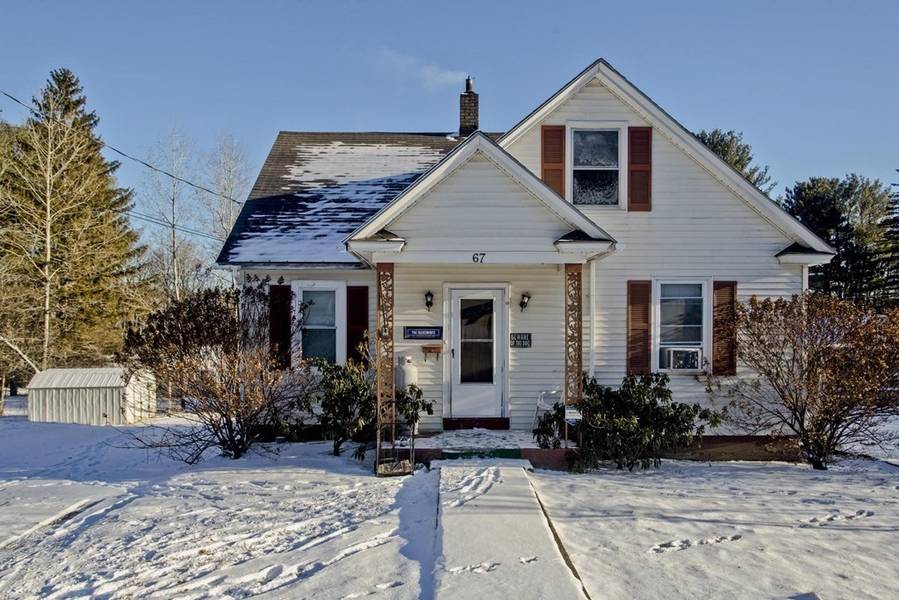 67 Meadow Ln, Lanesborough, MA 01237