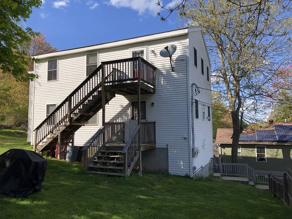 22 Croyden St, Millbury, MA 01527
