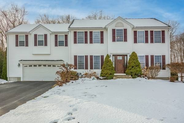 23 Susan Dr, Dudley, MA 01571