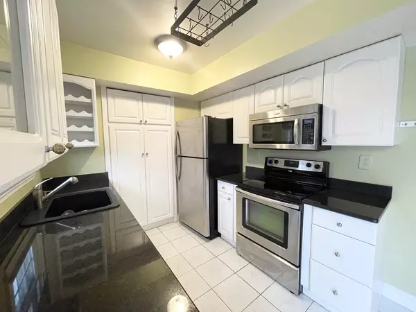 Fairhaven, MA 02719,442 Dana Farms #442