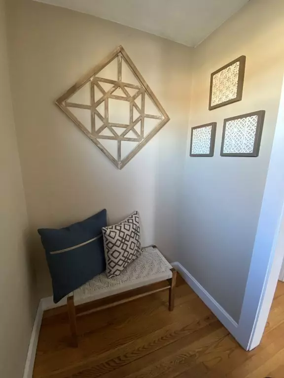 Salem, MA 01970,15 Sumner Rd