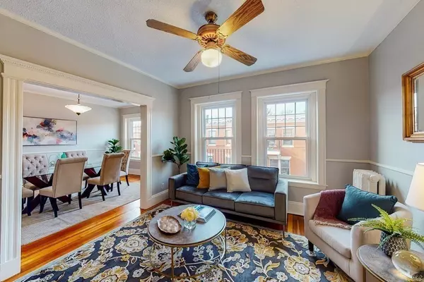 4 Auburn Ct #3, Brookline, MA 02445