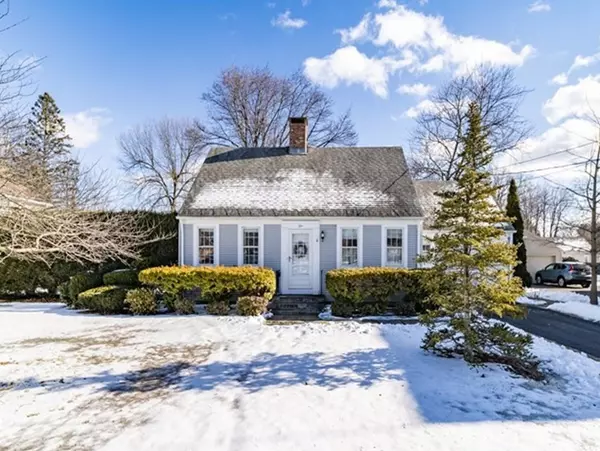 32-1/2 Cross St, Westfield, MA 01085