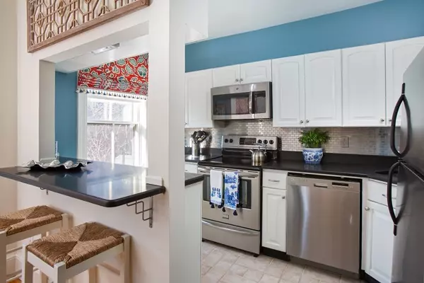 Boston, MA 02118,75 Waltham Street #5