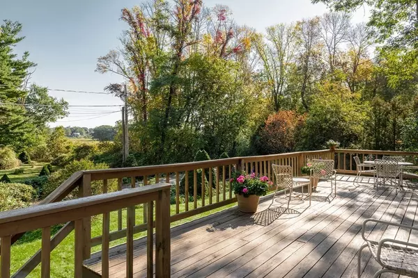 Ipswich, MA 01938,239 Argilla Rd