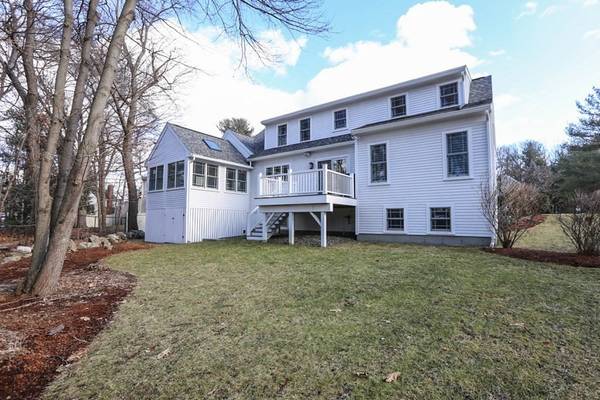 North Andover, MA 01845,35 Copley Cir