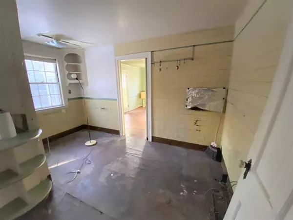 Melrose, MA 02176,61 Sheffield Road