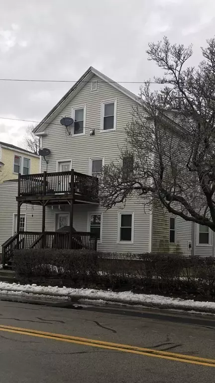 Webster, MA 01570,71 Lake St