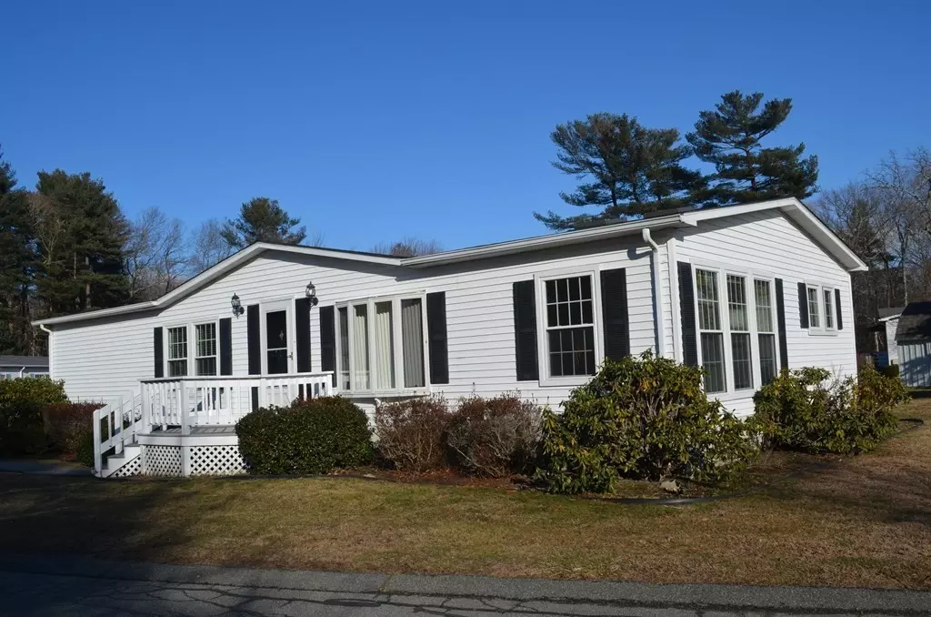 Rockland, MA 02370,26 Fir Rd