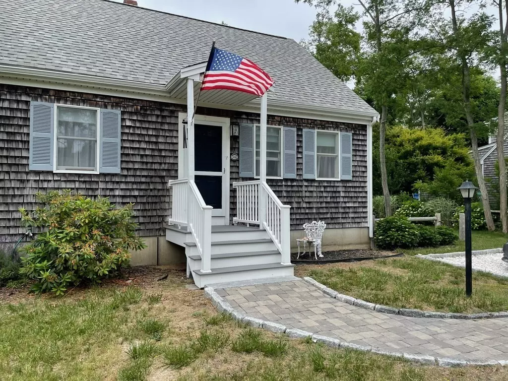 Eastham, MA 02642,100 Huckleberry Ln