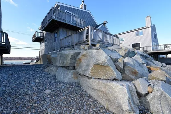 Scituate, MA 02066,228 Central Ave