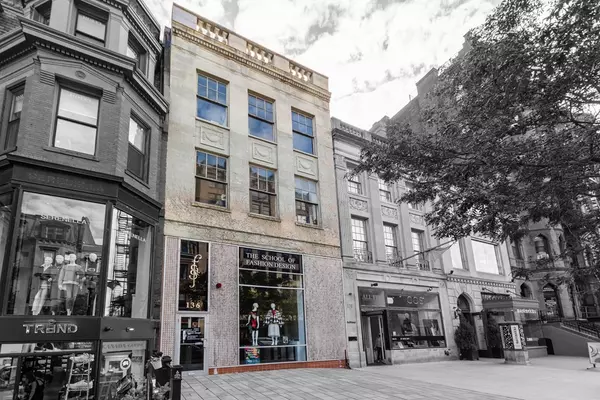 136 Newbury St, Boston, MA 02116