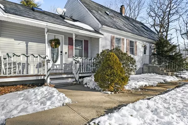 Royalston, MA 01368,2 Sinivouri Rd