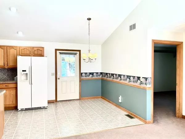 Southwick, MA 01077,71 Rosewood #71