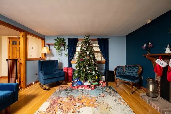 Lakeville, MA 02347,5 Southworth Street
