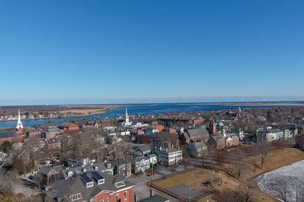 Newburyport, MA 01950,159 High St