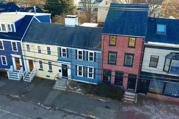 Newburyport, MA 01950,159 High St