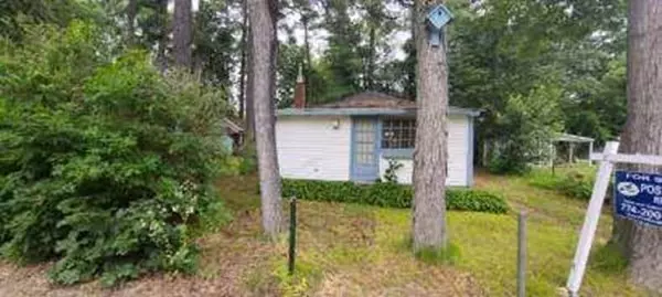 Brookfield, MA 01506,10 Oak Ave