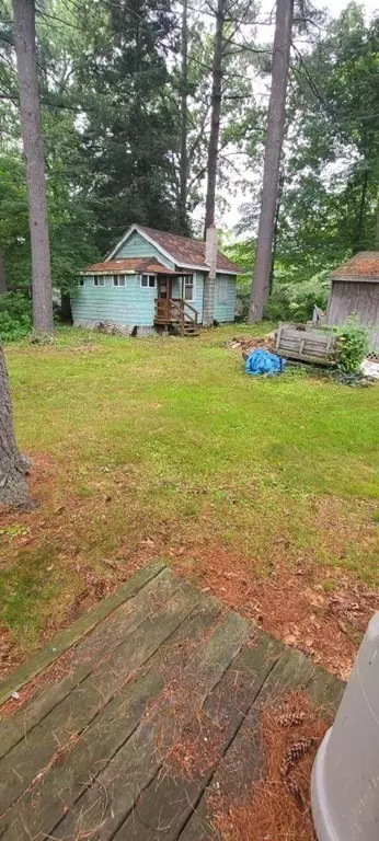 Brookfield, MA 01506,10 Oak Ave