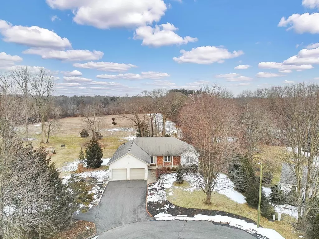 Agawam, MA 01001,50 Family Lane