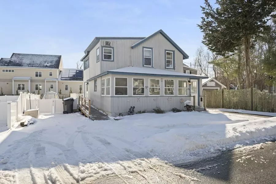 25 East Ave, Kingston, MA 02364