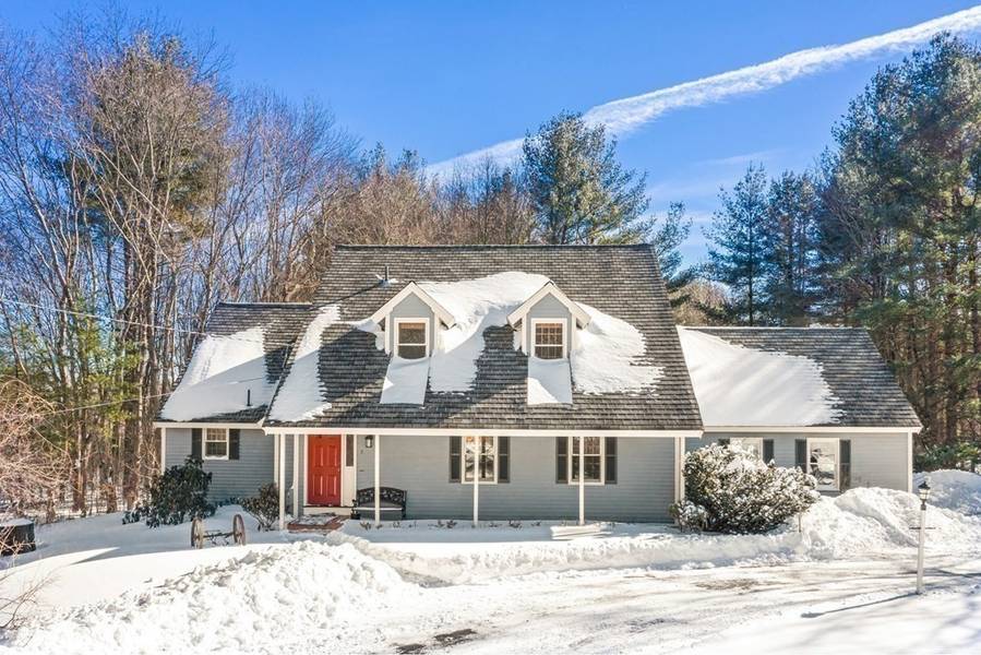 8 Heather Hill Rd, Acton, MA 01720