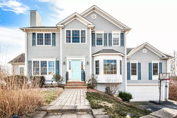 23 Joseph H Leblanc Ln, North Attleboro, MA 02760