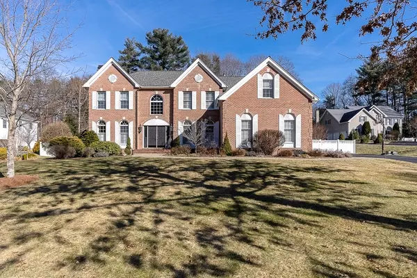 56 Hancock Rd, Franklin, MA 02038