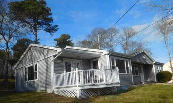 401 Shootflying Hill Rd, Barnstable, MA 02632