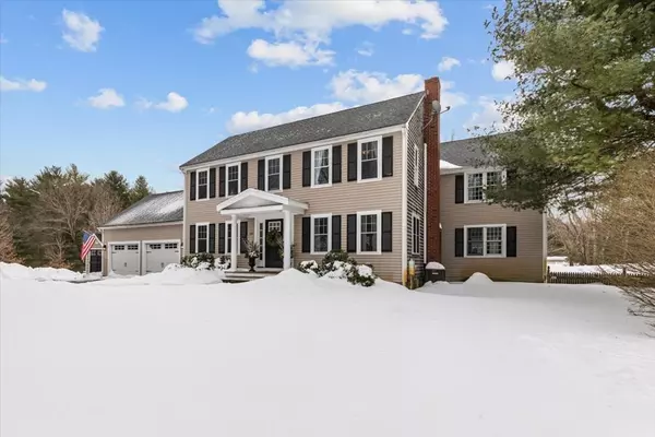 58 Misty Meadow Rd, Pembroke, MA 02359