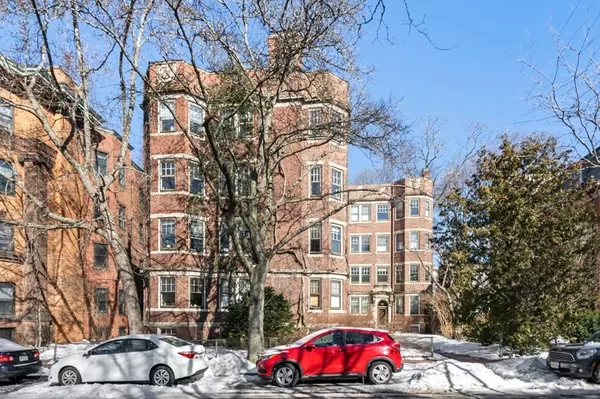 361 Harvard St #11, Cambridge, MA 02138