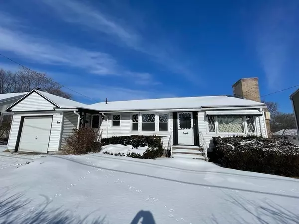 9 Somerset Street, Methuen, MA 01844