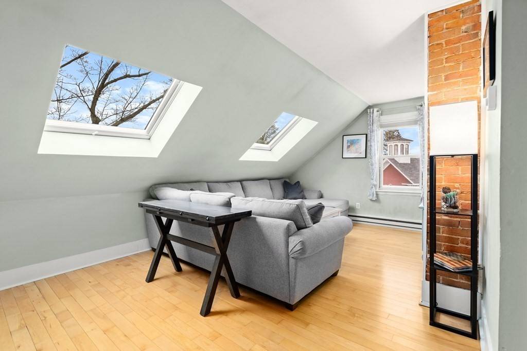 Beverly, MA 01915,85 Hale St #3