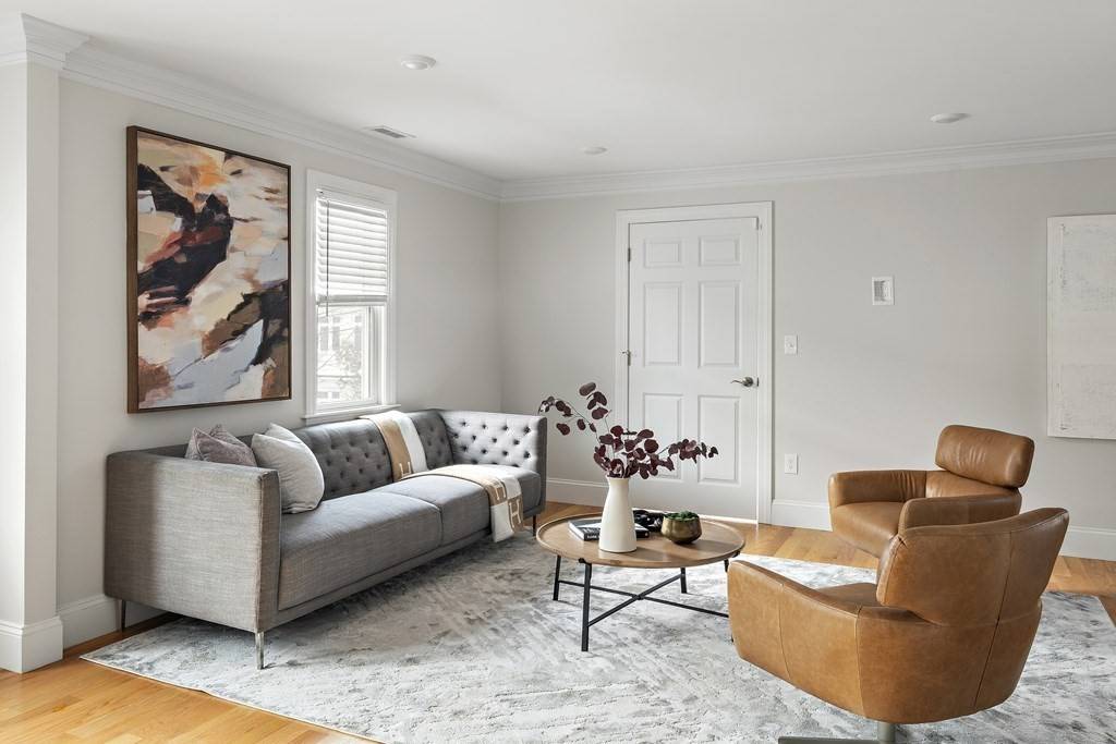 Arlington, MA 02474,21 Foster Street #21