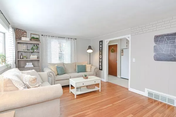 Swansea, MA 02777,61 Sawyer Ave