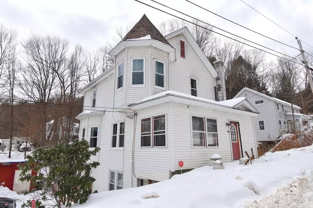 Huntington, MA 01050,16 Blandford Hill Rd