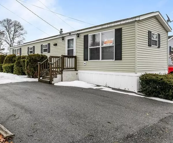 8 Swifts Beach Rd #23, Wareham, MA 02571